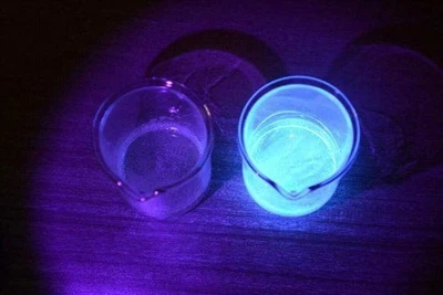 Koji se laser koristi za otkrivanje fluorescentnog sredstva?